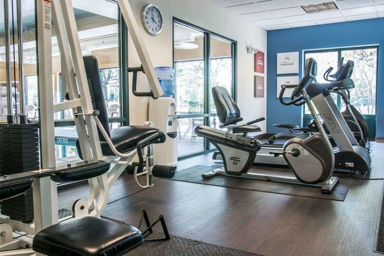 Comfort Suites Canton - Detroit Екстер'єр фото