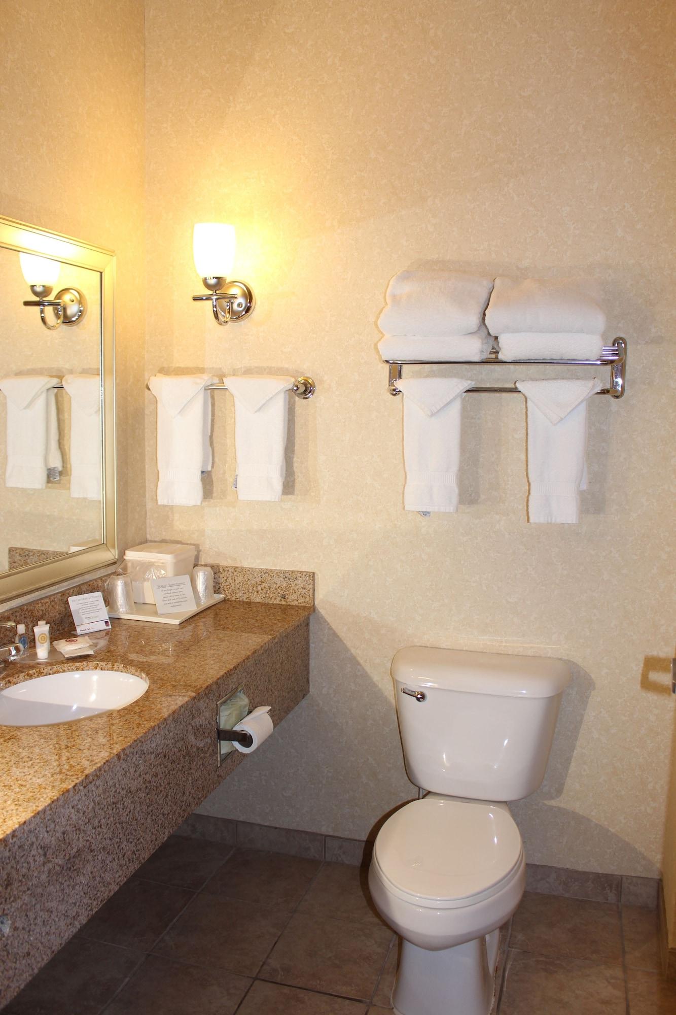 Comfort Suites Canton - Detroit Екстер'єр фото