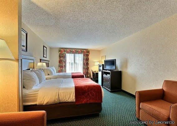 Comfort Suites Canton - Detroit Екстер'єр фото
