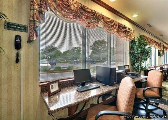 Comfort Suites Canton - Detroit Екстер'єр фото